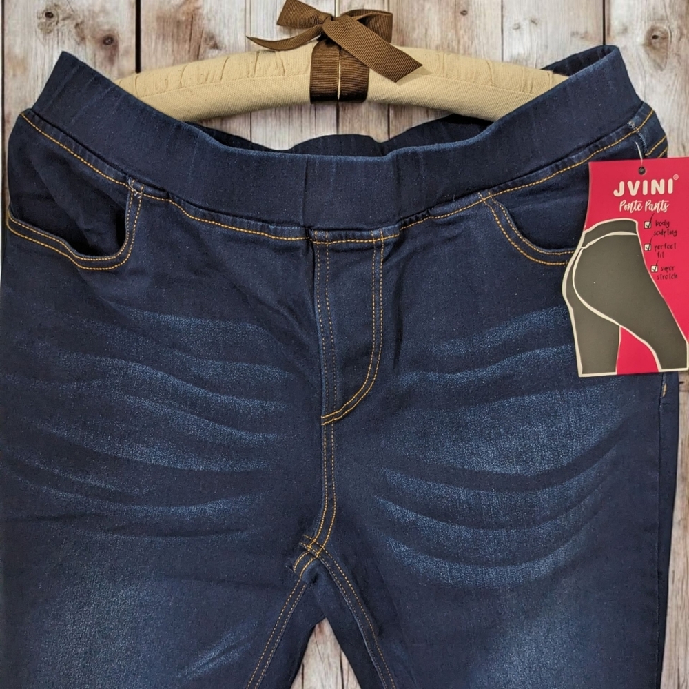 Women's Pull on Stretch Jeans Size L - Picture 3 of 7
